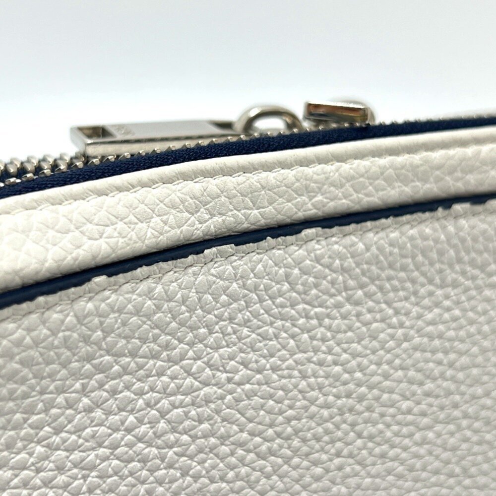 CHRISTIAN DIOR White Leather Shoulder Bag - Picture 9 of 16